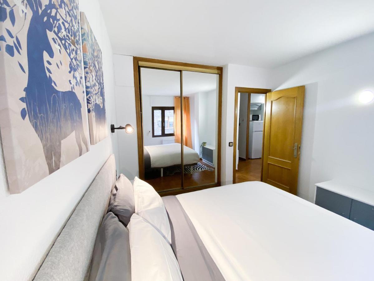 Apartamento Encamp Centro - A Pie De Todo - Ideal Parejas Екстер'єр фото